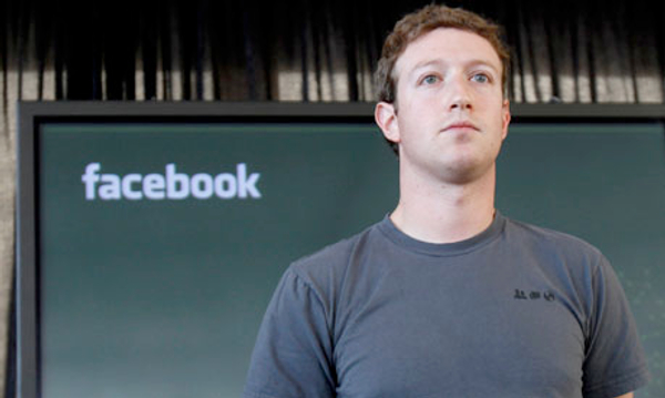 Mark Zuckerberg denuncia 