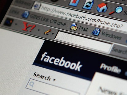 Anche Facebook accorcia gli URL, ma lo fa a pagamento