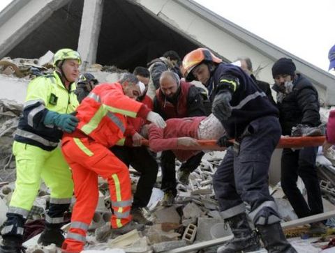 Solidarietà e social network, su Facebook nascono i primi gruppi d'aiuto