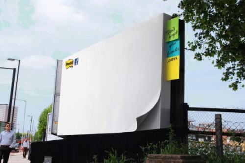 Post-IT gigante a Londra