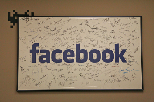Facebook, 15 acquisizioni in programma nel 2011