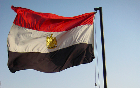 Egitto blocca i social networks ma poi ci ripensa