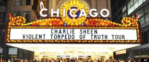 Charlie Sheen fa flop e insulta i fan su Twitter