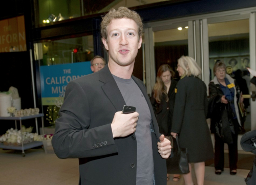 Facebook blocca l'account di Mark Zuckerberg