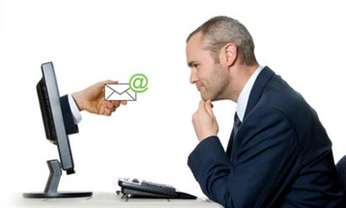 Marketing: social network vince su e-mail