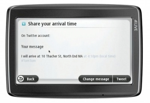 TomTom GO LIVE 1535M, il primo navigatore con app per Twitter