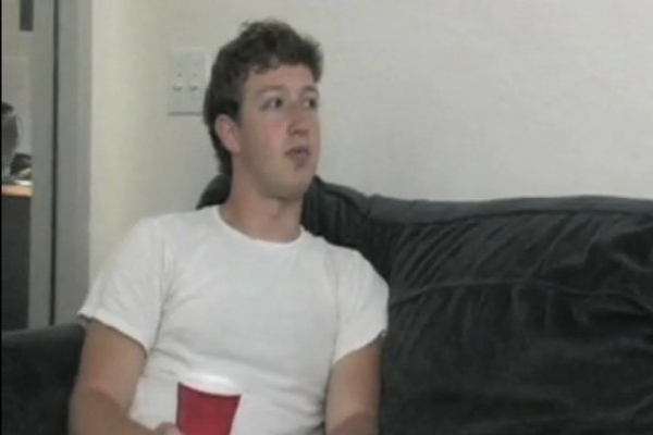 Mark Zuckerberg parla di The Facebook in un video del 2005