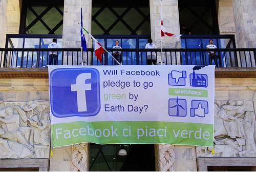 Facebook e Greenpeace: annunciata la collaborazione per promuovere le energie rinnovabili