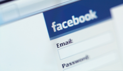 Facebook: il sondaggio per la privacy è stato un fallimento 