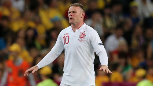 Rooney censurato su Twitter per pubblicità