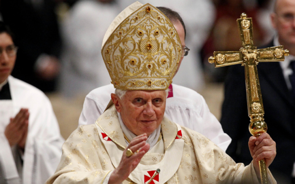 Papa Benedetto XVI su Twitter entro fine anno
