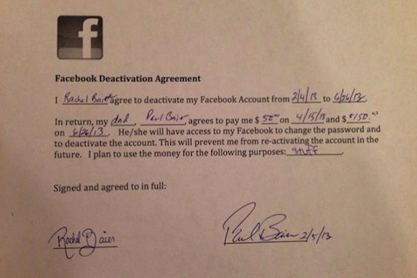 Facebook, contratto tra padre e figlia per non usare il social network 